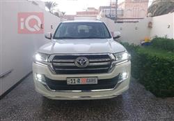 تۆیۆتا لاند کروزەر